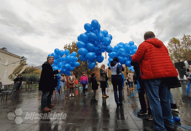  Puštanjem plavih balona u zrak obilježen Svjetski dan dijabetesa - Mostar: Puštanjem plavih balona u zrak obilježen Svjetski dijabetesa