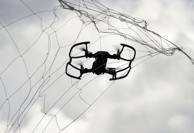 Ruski znanstvenici napravili eksplozivnu mrežu protiv dronova - Ruski znanstvenici napravili eksplozivnu mrežu protiv dronova