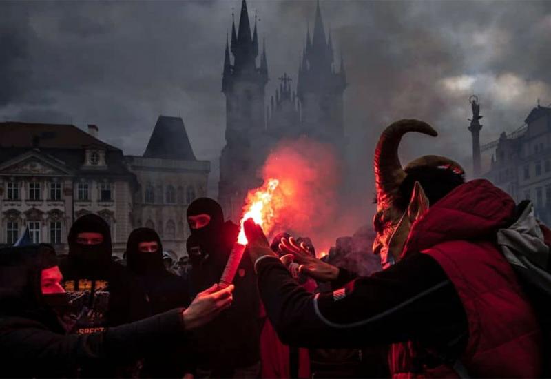 Masovni prosvjedi u Pragu protiv ograničenja