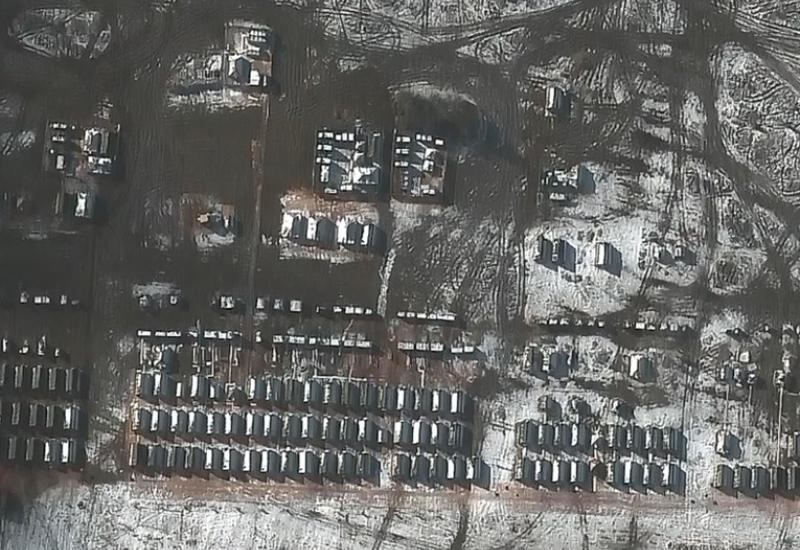 Satelitske snimke razotkrile nagomilanu rusku vojsku na ukrajinskoj granici