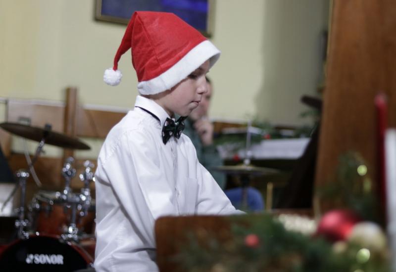 Božićni koncert u Busovači dar sugrađanima i gostima