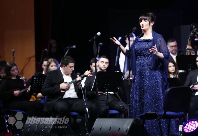 Božićni koncert u Mostaru - Božićni koncert u Mostaru dobio epitet najljepšeg božićnog koncerta u regiji
