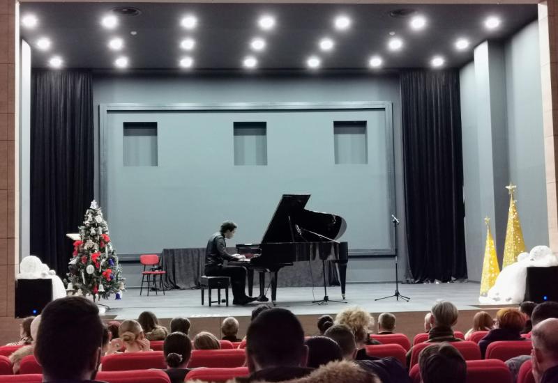 Održan koncert Izaka Bana u Ljubuškom