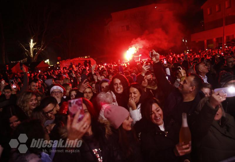 Novogodišnja noć u Mostaru protekla relativno mirno