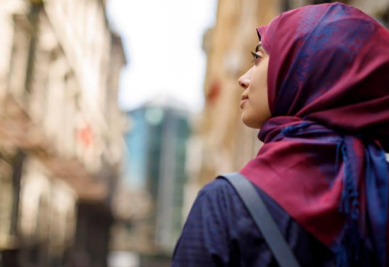 Berlin dozvolio muslimanskim prosvjetnim radnicama da nose maramu