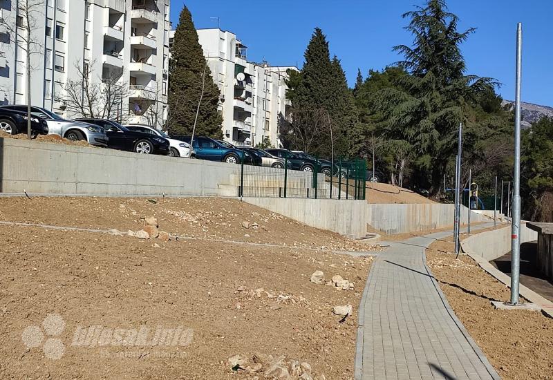 Na Bijelom brijegu 'niknuo' jedan od najuređenijih parkova u Mostaru 
