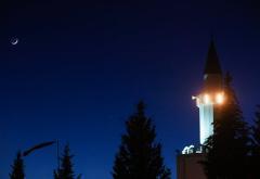 Muslimani obilježavaju Lejletu-r-regaib: Noć želja i nade za vjernike