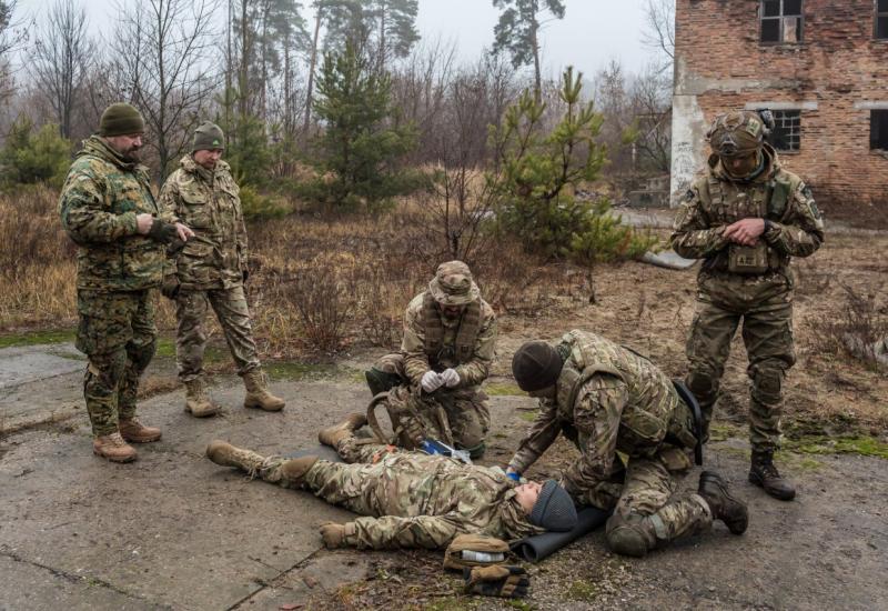 Ukoliko dođe do rata: Civili u Kijevu prolaze osnovnu vojnu obuku