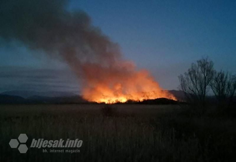 Požar na području Hutova blata - U HNŽ aktivno pet požara