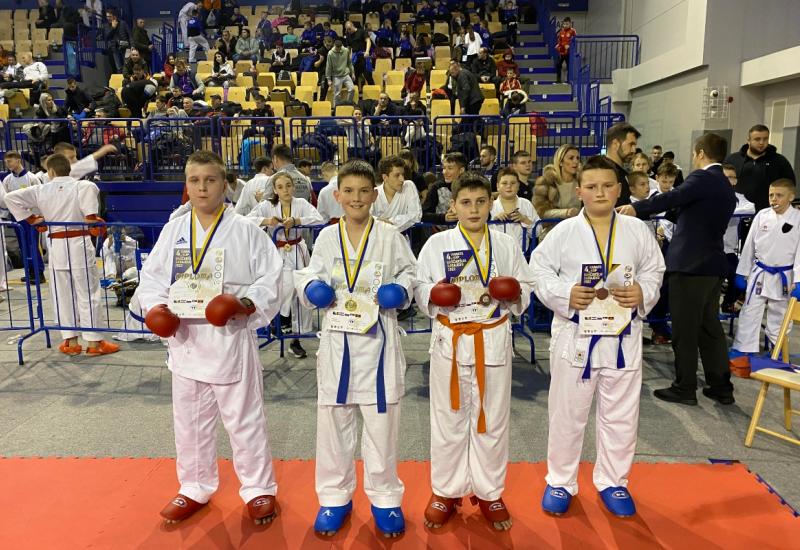 9 medalja za Karate klub ''Široki Brijeg''