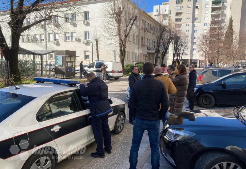 Mostar: Pao prvi "sukob" policije i stanara zbog naplate parkinga 
