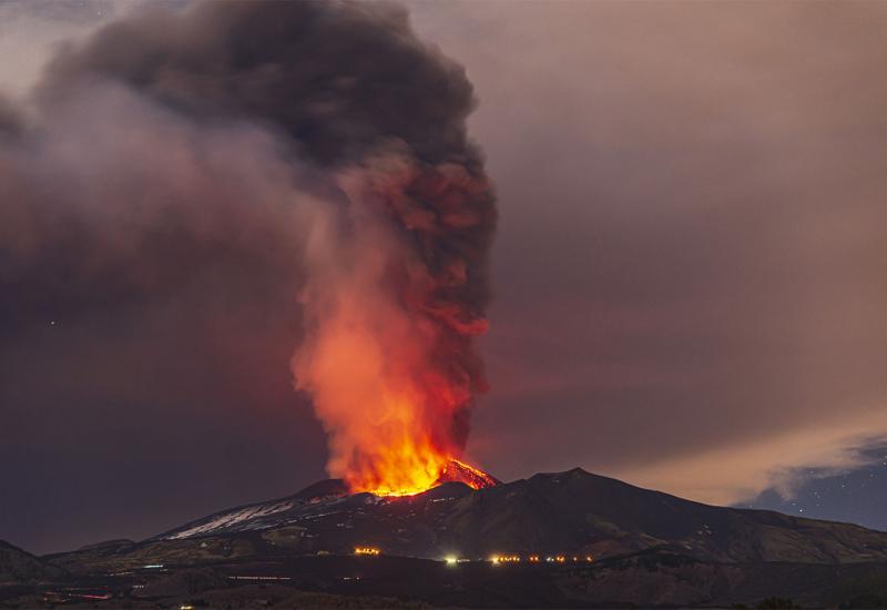 VIDEO | Zbog erupcije Etne upaljen crveni alarm