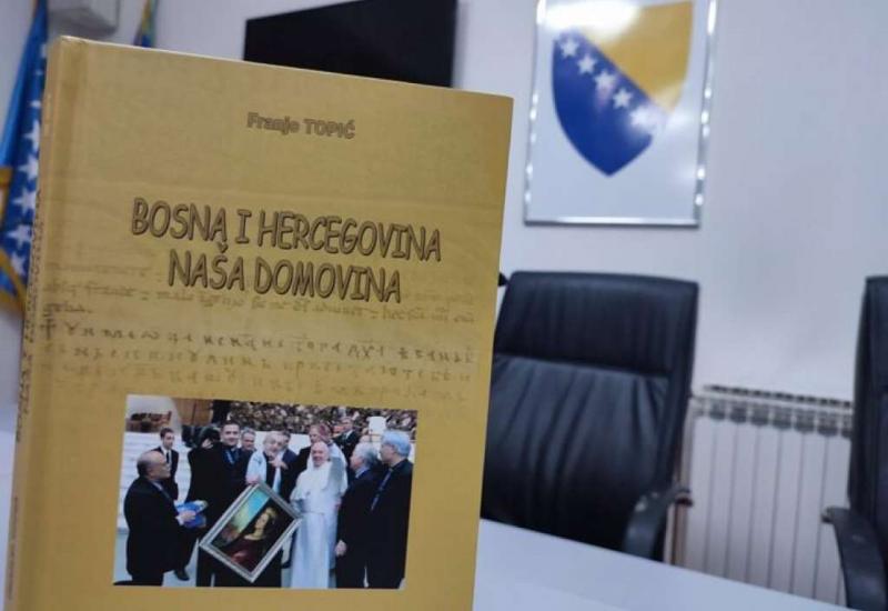 Predstavljena knjiga Franje Topića "Bosna i Hercegovina, naša domovina"