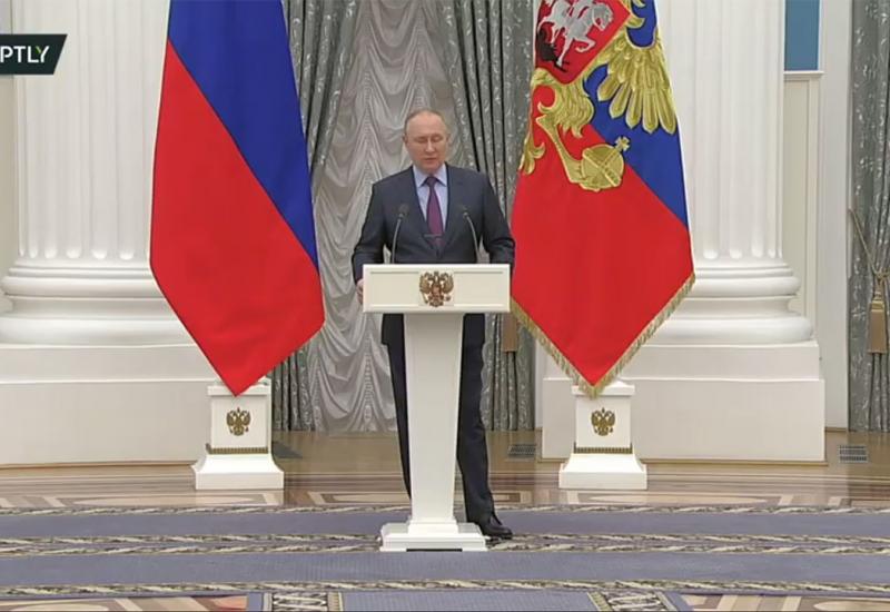 Vladimir Putin - Putin: Mirovni sporazum više ne postoji