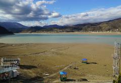 VIDEO | Povlačenja vode iz Jablaničkog jezera nikoga ne ostavljaju ravnodušnim