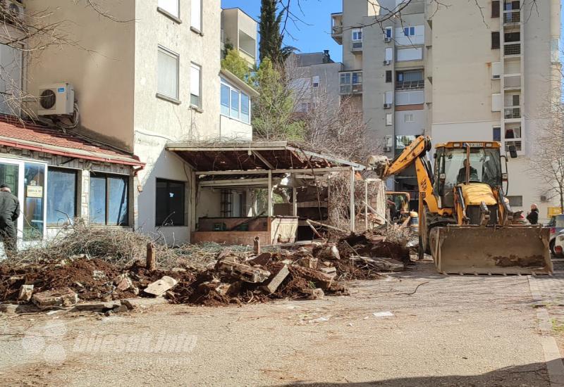 Uklanjanje bespravno izgrađenog objekta u Splitskoj ulici - Uklonjen bespravno izgrađeni objekt u Splitskoj ulici