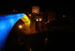 Solidarnost: Stari most u bojama ukrajinske zastave