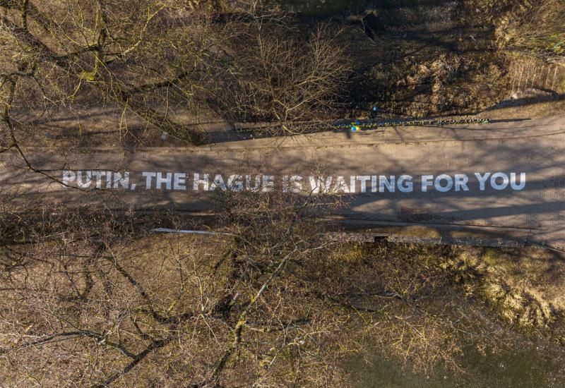 Gradonačelnik ispisao grafit: ''Putine, čeka te Hag''