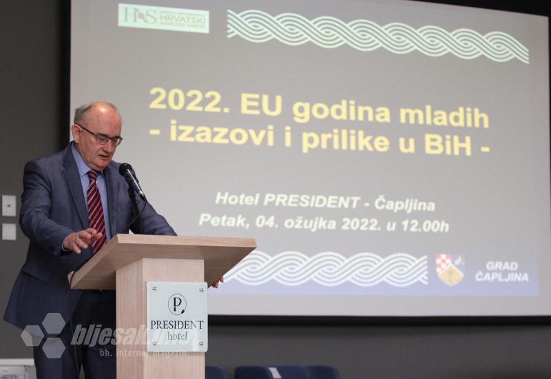 Tribina u Čapljini: Kakvi izazovi i kakve prilike očekuju mlade u 2022?