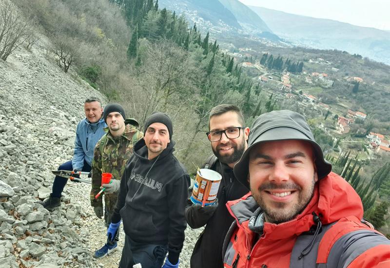 Članovi HPD Prenj Mosta za rekreativce pripremili stazu prema vrhu Mikuljača - Kud Mostarci mogu za tren pobjeći iz grada