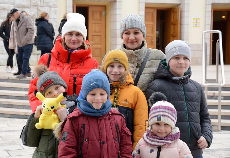  Ukrajinske izbjeglice koje su spas potražile u Međugorju svjedoče o strahotama rata -  Ukrajinske izbjeglice koje su spas potražile u Međugorju svjedoče o strahotama rata: U našoj zemlji je užas 