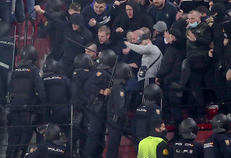 UEFA žestoko kaznila Dinamo zbog nereda u Sevilli