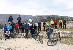 Sedamdeset biciklista sudjelovalo u rekreativnoj biciklijadi od Počitelja do Stoca