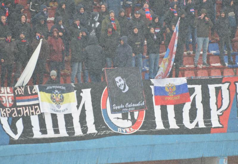 Zastave na tribinama: Podrška Rusiji iz Banja Luke