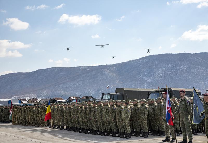 EUFOR: Svih 500 vojnika stiglo u BiH, počinju ophodnje 