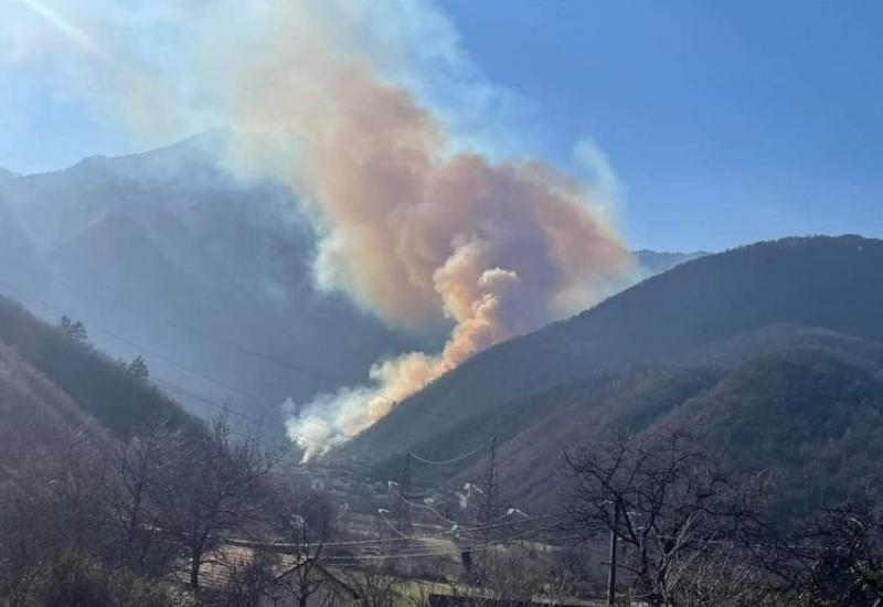 Bukti požar u Jablanici - Bukti požar u Jablanici
