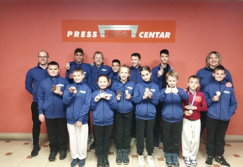 Taekwondo klub Cro Star u Mostar donio još 14 medalja  - Taekwondo klub Cro Star u Mostar donio još 14 medalja 