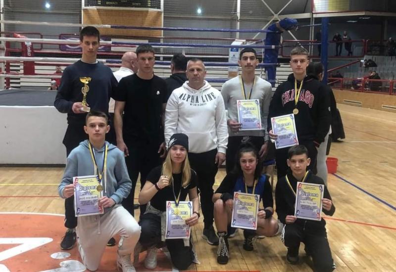 Novih sedam medalja u vitrinama bokserskog kluba ''Mostar''