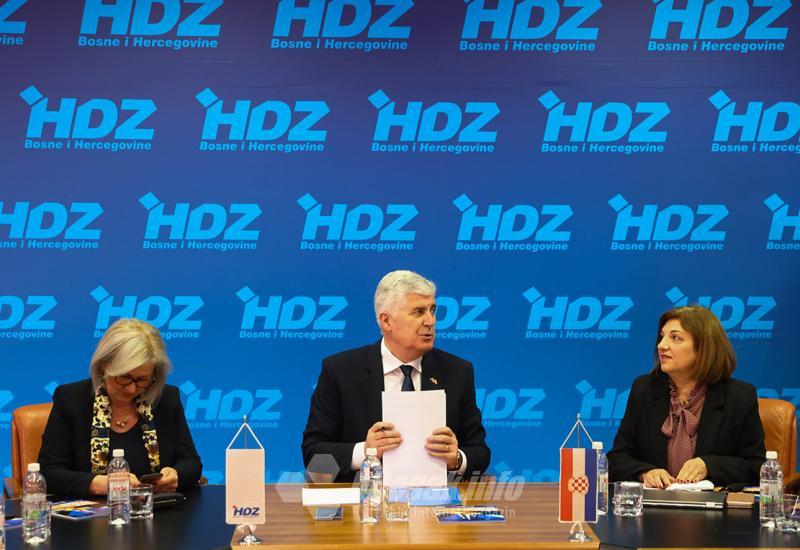 29. sjednica Predsjedništva HDZ-a BiH - Uvjeta za izbore nema: Za EU je davno trebalo riješiti Izborni zakon