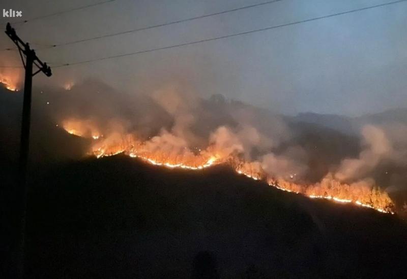 Besana noć pred vatrogascima Jablanice: Novi požar guta sve pred sobom