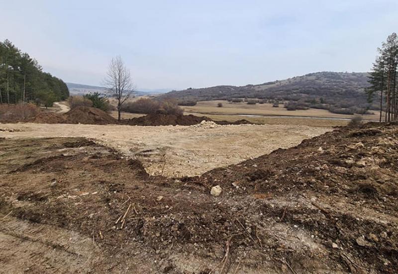 Zaiskrilo oko zemljišta u Livnu: Dizanje živaca i (ne)postojeći planovi