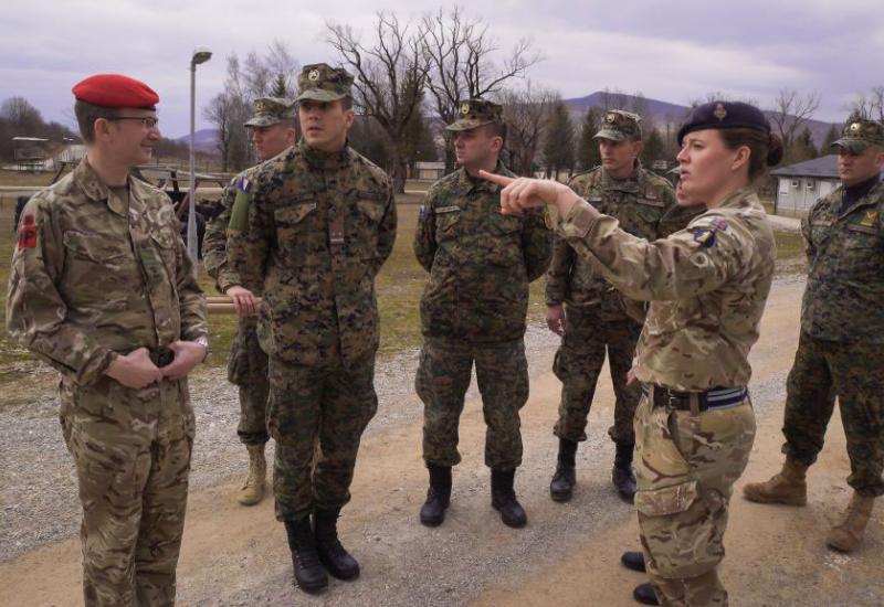 Obuka u Središtu za borbenu obuku OS BiH na Manjači - Britanska vojska obučavala pripadnike Oružanih snaga BiH