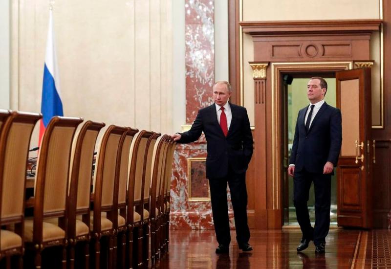 Medvedev prijeti: Dovest ćemo nuklearno oružje u Kalinjingrad