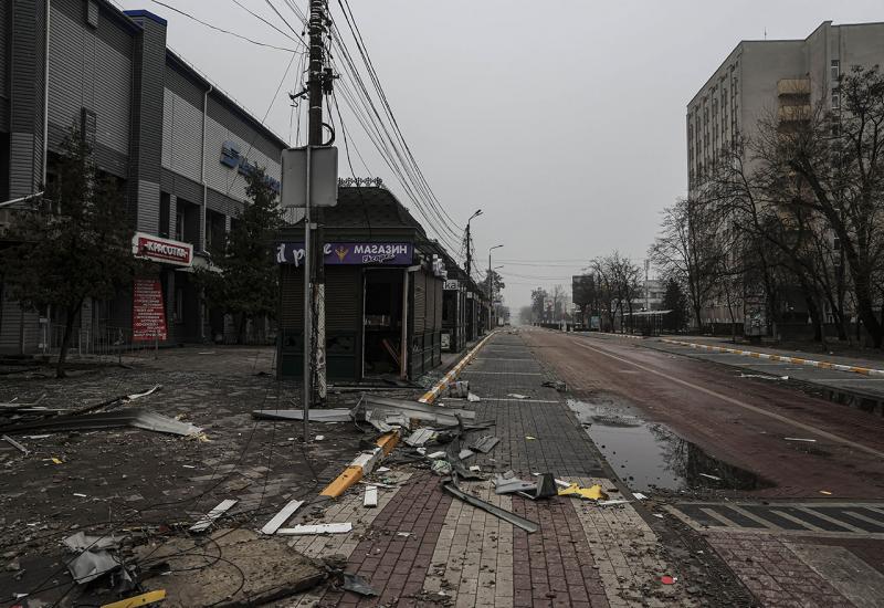 Rusi ušli u Kreminu, Ukrajinci tvrde da se Mariupolj još brani