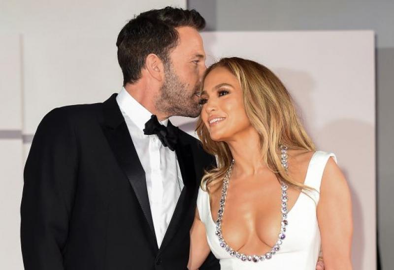 Jennifer Lopez zaručila se za Bena Afflecka 18 godina nakon raskida