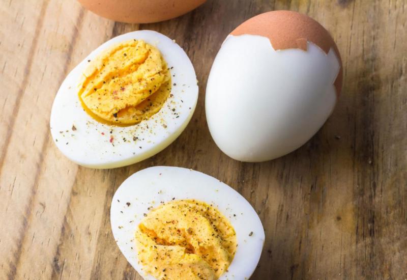 Najlakši način za savršeno guljenje kuhanih jaja - Najlakši način za savršeno guljenje kuhanih jaja