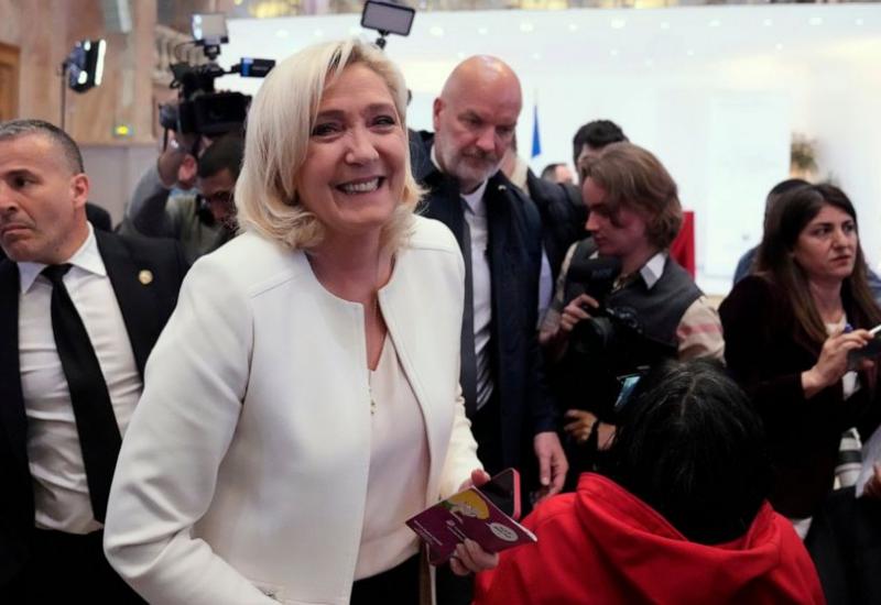 Le Pen optužena za pronevjeru javnog novca