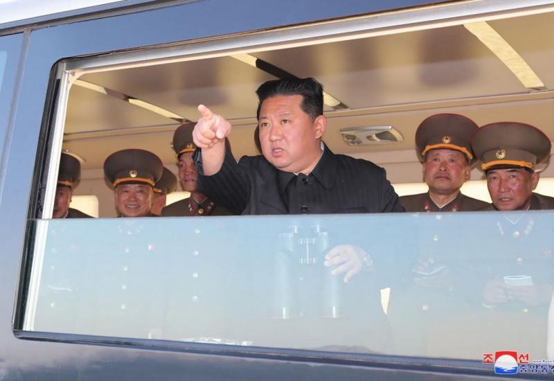 Sjeverna Koreja upozorila na 'trajne i nadmoćne mjere' zbog vojnog ludila Amerike