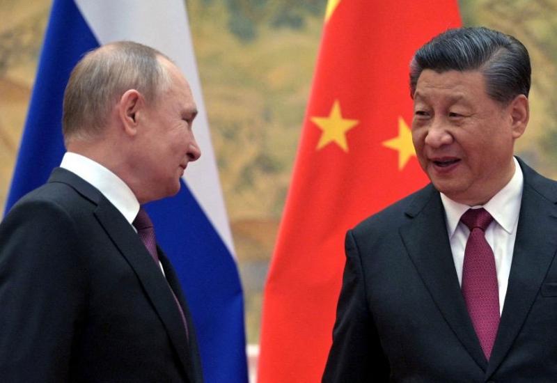 Vladimir Putin i Xi Jinping - SAD zaprijetio Kini