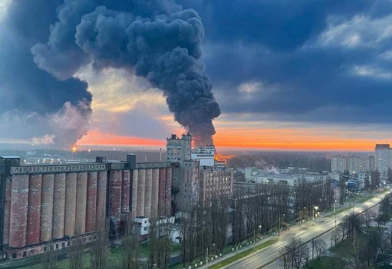 Požar u ruskom skladištu nafte  - Požar u ruskom skladištu nafte 