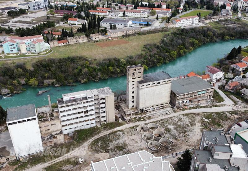 Rušenje nekadašnjeg Žitoprometa - Mostar: Nastavljeno rušenje Žitoprometa