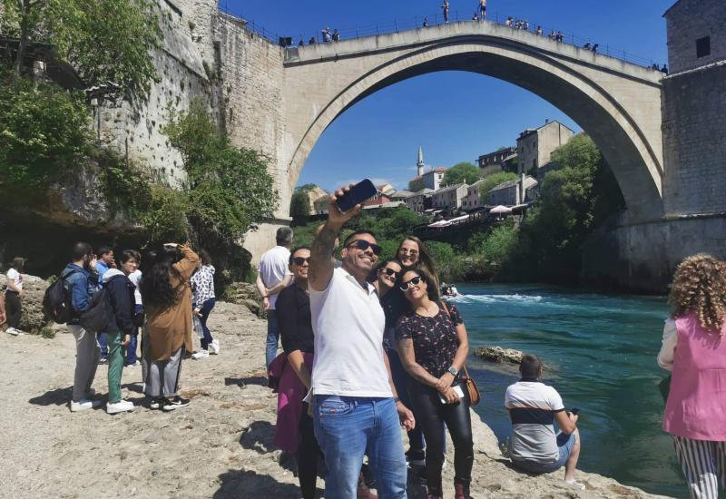 Turisti se u sve većem broju vraćaju u Mostar