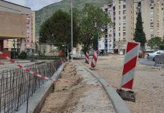 Mostar: Pločnik proširen, ali ostaje još jedno ali…