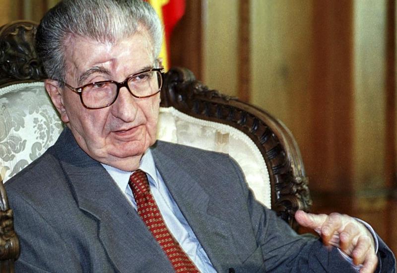 Kiro Gligorov (Štip, 3. svibnja 1917. – Skopje, 1. siječnja 2012.) - Prvi predsjednik neovisne Makedonije rođen prije 105 godina