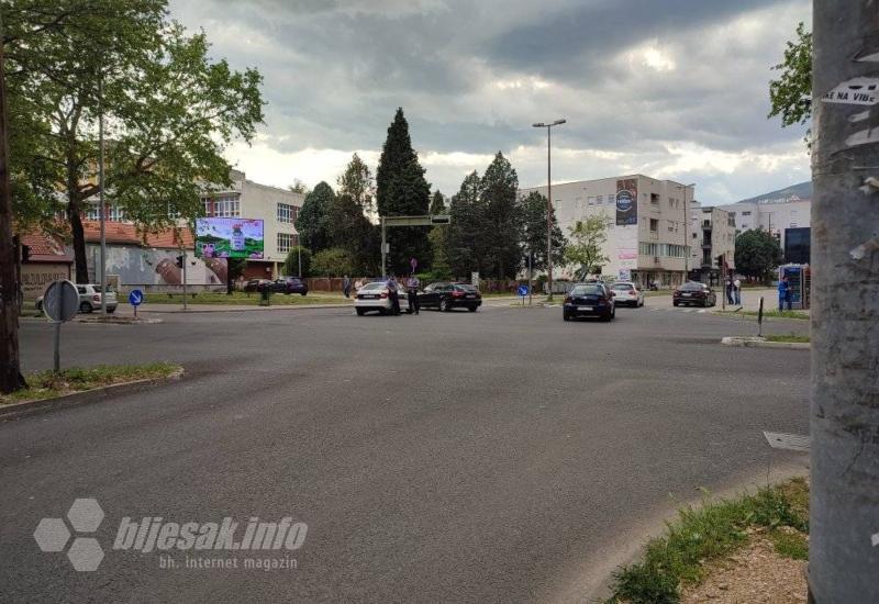 Prometna nesreća kod Mostarke - Prometna nesreća kod Mostarke: Sudarili se Audi i BMW 