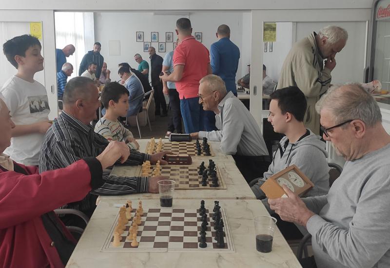 Bajramski šahovski turnir - Bajramski turnir u šahu: Najuspješniji Adil Šuta
